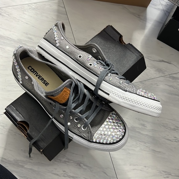 Woven gray with custom gems - Picture 2 of 9